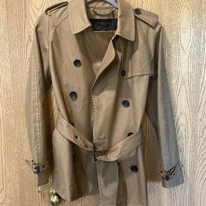 Coach short classic trench